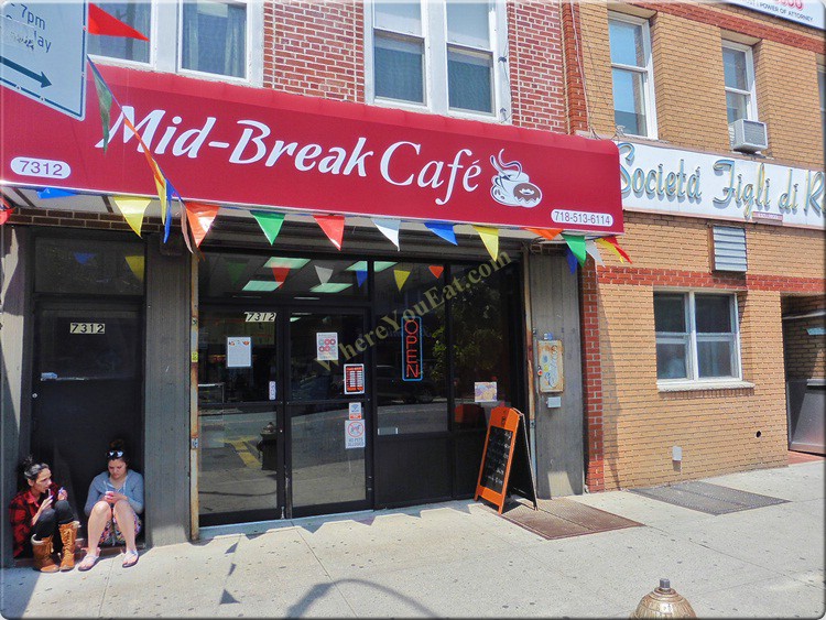 Mid-Break Cafe