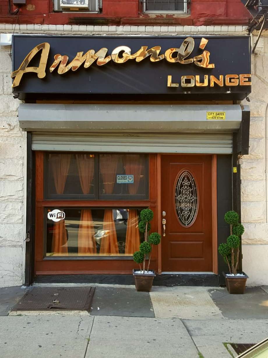 Armonds Lounge