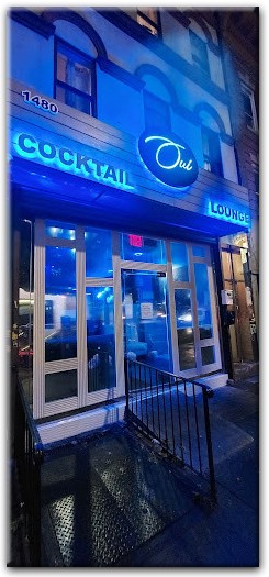 Oui Cocktail Lounge